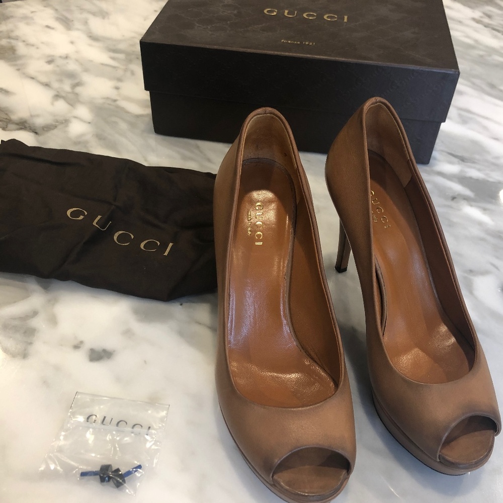 Gucci platform peep toe 4" heel